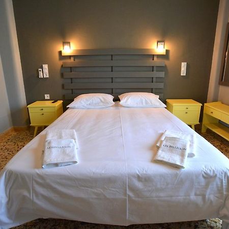 Leonidaion Guesthouse Ancient Olympia Стая снимка A bedroom in a hotel
