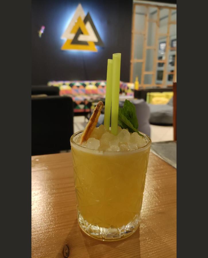 Leonidaion Guesthouse Ancient Olympia Екстериор снимка A pineapple juice