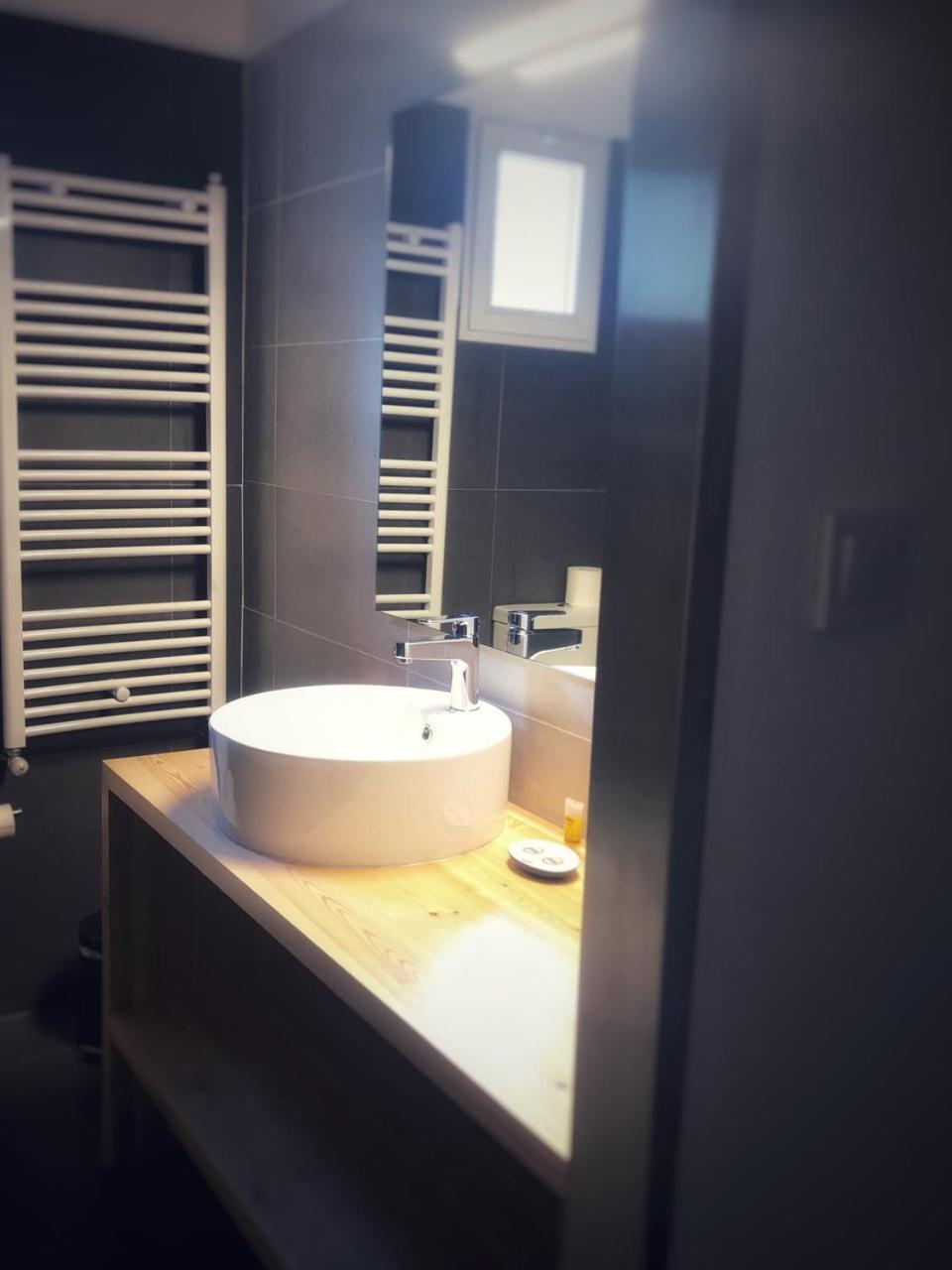 Leonidaion Guesthouse Ancient Olympia Екстериор снимка Bathroom